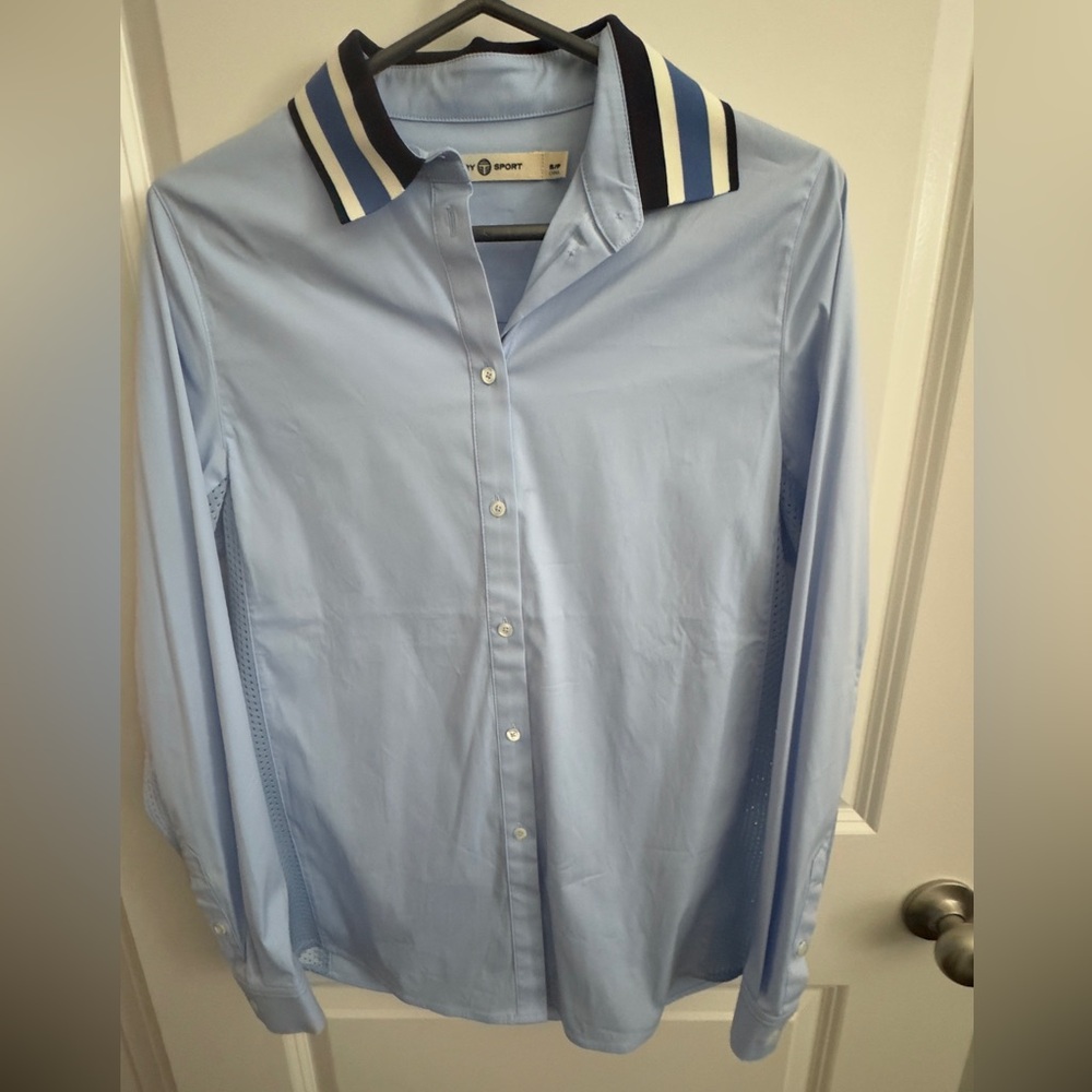 Tory Sport Long Sleeve Light Blue Button Down Shirt.  Size Small